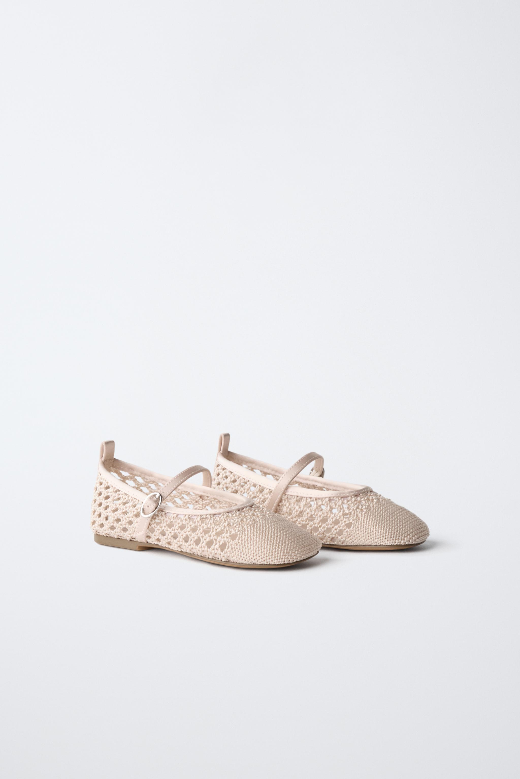 CROCHET EFFECT BALLET FLATS